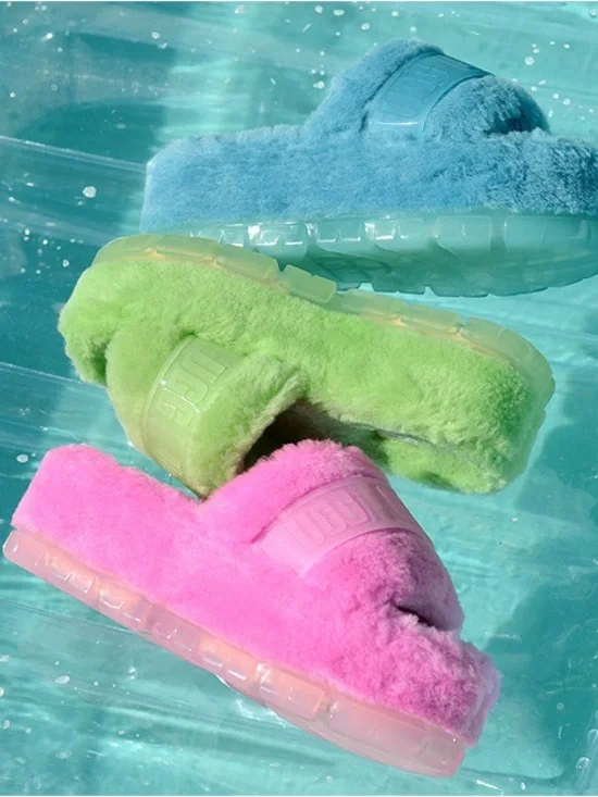 UGG Women's Fluffita platform slippers in parakeet green - Picture 9 of 9